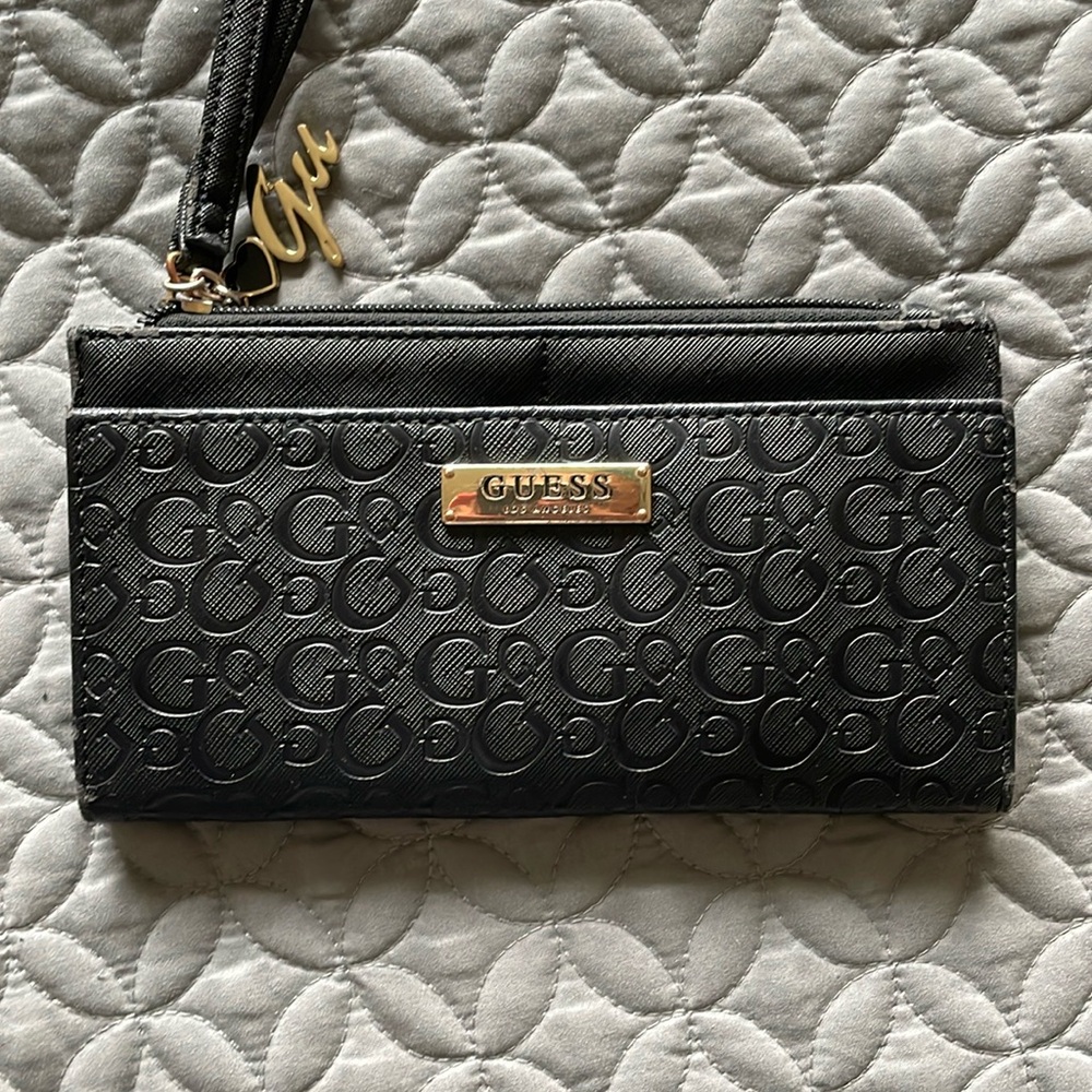 Guess wallet
